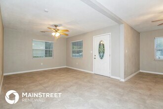 525 Braddock St S in St. Petersburg, FL - Building Photo - Building Photo