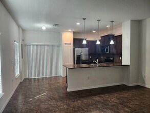 1866 Greenwood Valley Dr in Plant City, FL - Foto de edificio - Building Photo