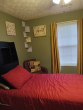 180 Pebble Brooke Ct in Covington, GA - Building Photo - Building Photo