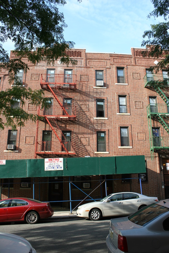 314 E 183rd St in Bronx, NY - Building Photo - Building Photo