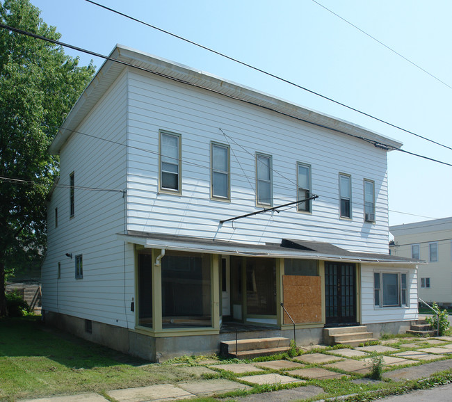 123-127 Grand St in Amsterdam, NY - Building Photo - Building Photo