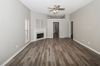 5370 Russell Dr in Southaven, MS - Building Photo - Building Photo