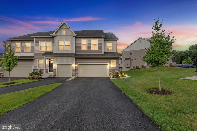 property at 250 Kestrel Ct