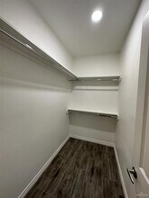 302 Sylvia Handy Dr in Elsa, TX - Building Photo - Building Photo