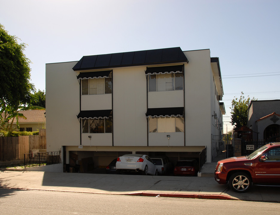 7518 W Norton Ave in West Hollywood, CA - Foto de edificio