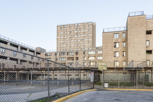 Bay Park II in Brooklyn, NY - Building Photo