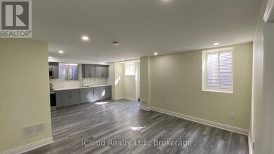 1198 McEachern Ct in Milton, ON - Building Photo - Building Photo