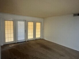 3865 Campenero Ct in Jacksonville, FL - Building Photo