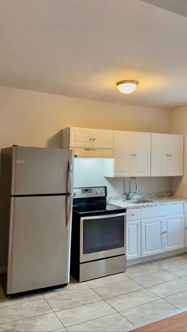 5749 E Wister St in Philadelphia, PA - Building Photo - Building Photo