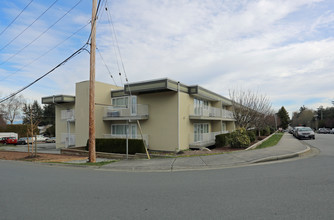 Tsawwassen Terrace in Delta, BC - Building Photo - Building Photo