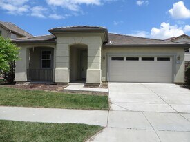 17960 Golden Spike Trail in Lathrop, CA - Building Photo