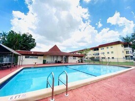 4043 NW 16th St in Lauderhill, FL - Building Photo