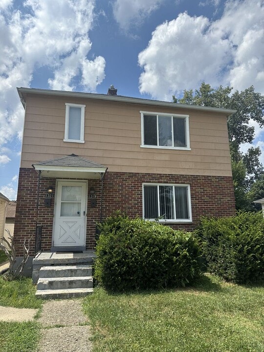 1319 Studer Ave in Columbus, OH - Building Photo