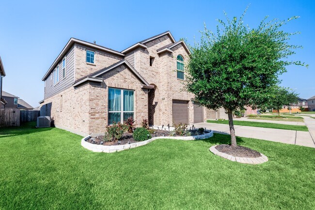 15151 Winthrop Manor Way in Cypress, TX - Building Photo - Building Photo