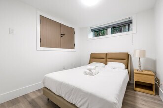 3586 W 42nd Ave in Vancouver, BC - Building Photo - Building Photo
