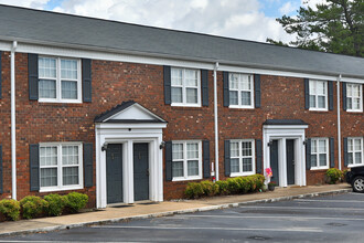 Addison Townhomes in Taylors, SC - Building Photo - Building Photo