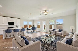 2212 Dunbar Dr in Sherman, TX - Building Photo - Building Photo