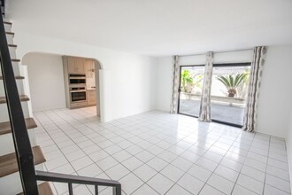 7035 Lisa Ln in Westminster, CA - Building Photo - Building Photo