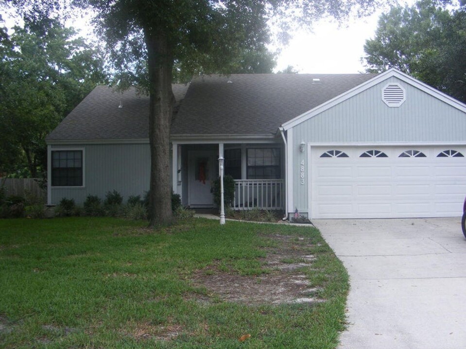 4883 Norwalk Pl in Jacksonville, FL - Building Photo