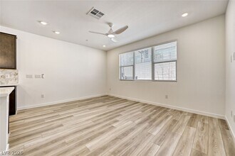 1509 Melodic Lark Dr in Las Vegas, NV - Building Photo - Building Photo