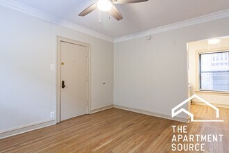 5941 N Paulina St, Unit 2 in Chicago, IL - Foto de edificio - Building Photo