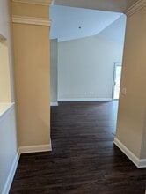 5609 Fairview Rd, Unit Condo in Charlotte, NC - Building Photo - Building Photo