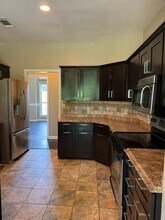 220 Ridgeway Ln in Millington, TN - Foto de edificio - Building Photo