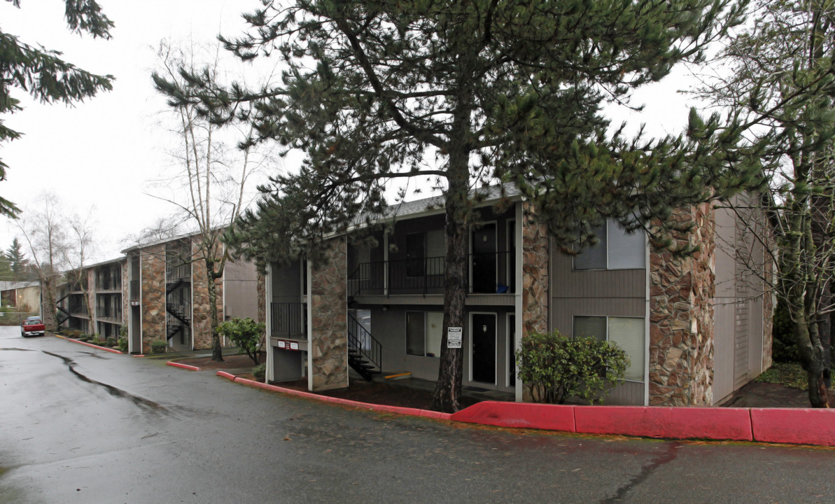 Cedar Lane Apartment Community in Portland, OR - Building Photo