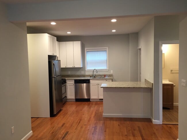 42 Montrose St, Unit 42 Montrose