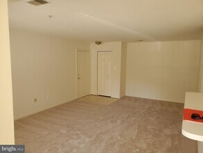 7502 Calderon Ct in Alexandria, VA - Building Photo - Building Photo