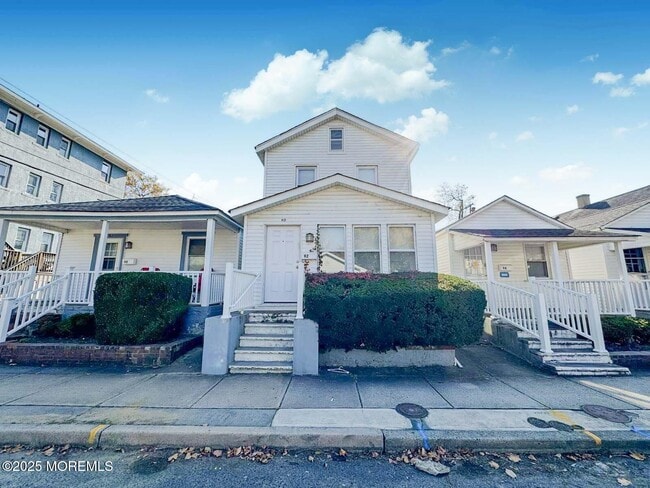 property at 92 Poplar Ave