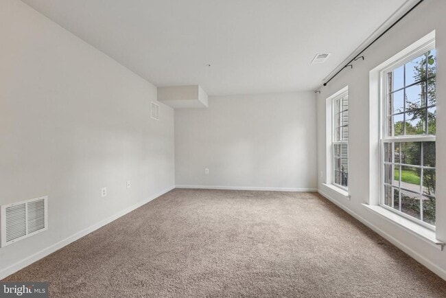 property at 1613 Wesbourne Dr