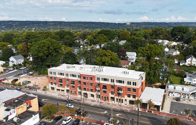 The Summit in Maplewood, NJ - Building Photo - Building Photo