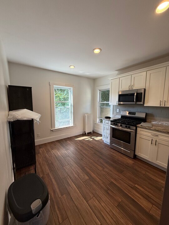 20 Mansfield St, Unit #2 in Boston, MA - Foto de edificio