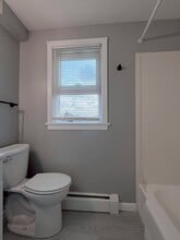 73 Ashton St, Unit 2 Floor in Pawtucket, RI - Building Photo - Building Photo