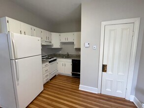 14 Chestnut St, Unit 1 in Malden, MA - Building Photo - Building Photo