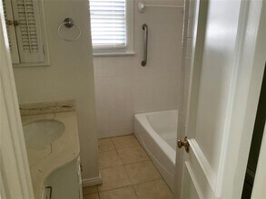 4241 Emerson Ave in Dallas, TX - Building Photo - Building Photo