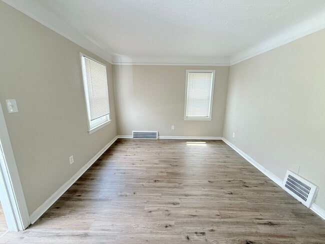 15355 Plainview Ave in Detroit, MI - Building Photo - Building Photo
