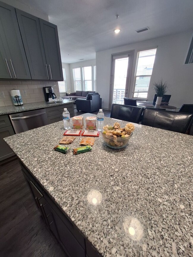 property at 13593 Via Varra