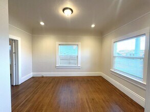 1522 27th Ave in Oakland, CA - Building Photo - Building Photo