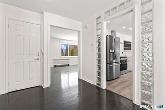 5 Arden Rd in Trumbull, CT - Building Photo - Building Photo