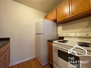 6002 N Kenmore Ave, Unit 106 in Chicago, IL - Foto de edificio - Building Photo