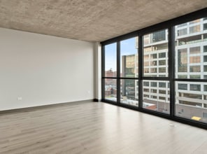 1333 W Lake St in Chicago, IL - Building Photo - Building Photo
