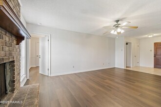 116 Longfellow Dr in Lafayette, LA - Building Photo - Building Photo