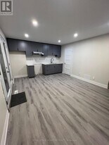 58 Satchell Blvd in Toronto, ON - Building Photo