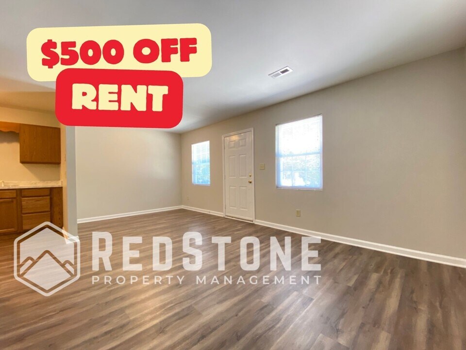 221 Quintas Ave in Burlington, NC - Building Photo