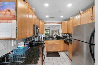 9468 S Palm Dr in Pembroke Pines, FL - Building Photo - Building Photo