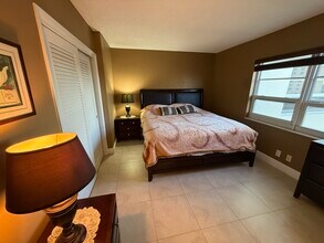 6000 N Ocean Blvd, Unit Starlight Towers in Fort Lauderdale, FL - Building Photo - Building Photo