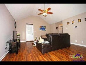 302 Laurel Woods Dr in Warner Robins, GA - Building Photo - Building Photo