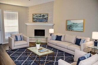 2729 St George Pl in Arlington, TX - Building Photo - Building Photo